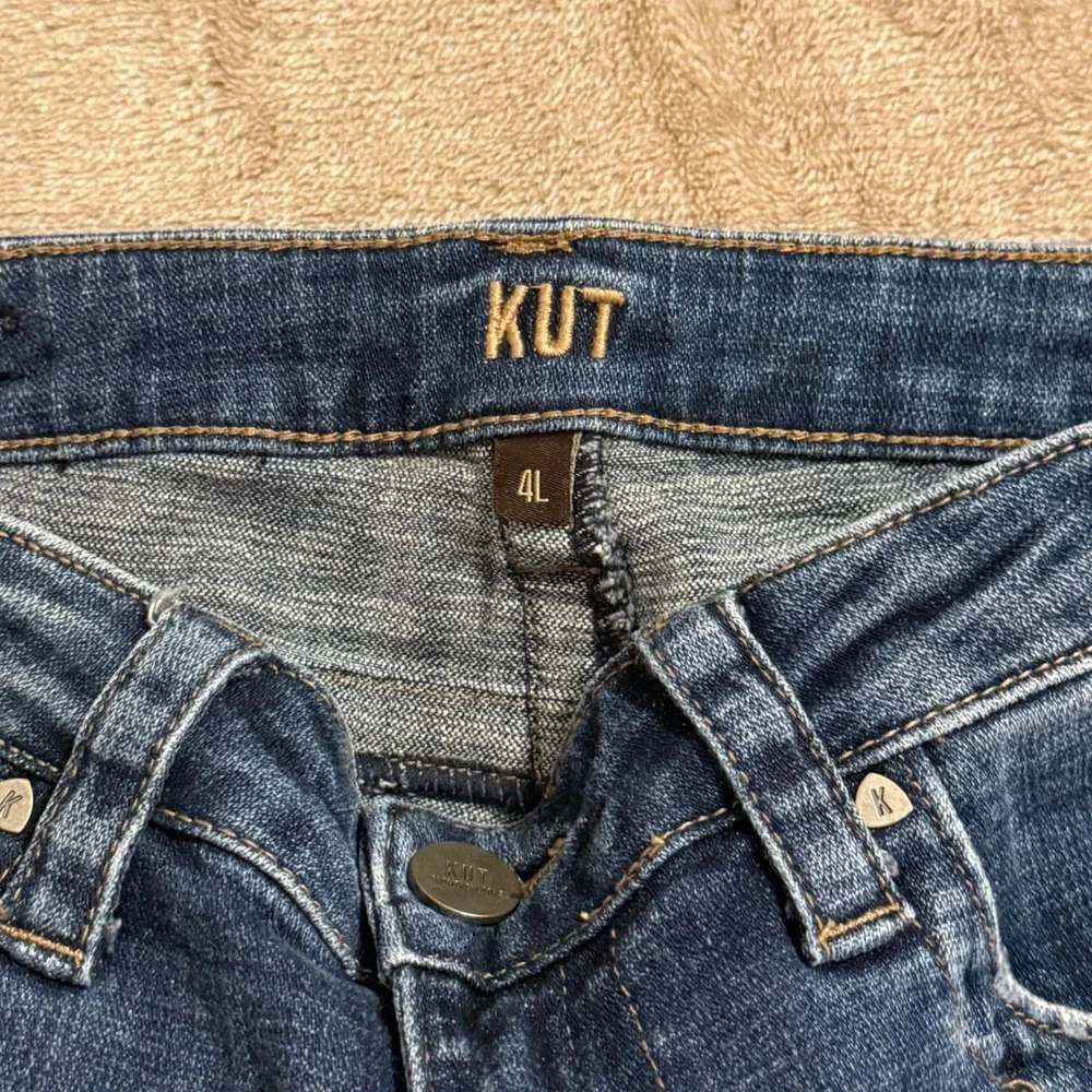 KUT from the Kloth Womens Straight Leg Jeans Blue Medium Wash Size 4L